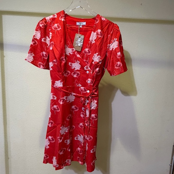 RIHOAS Dresses & Skirts - RIHOAS Red Floral Wrap Mini Dress with Tie Waist